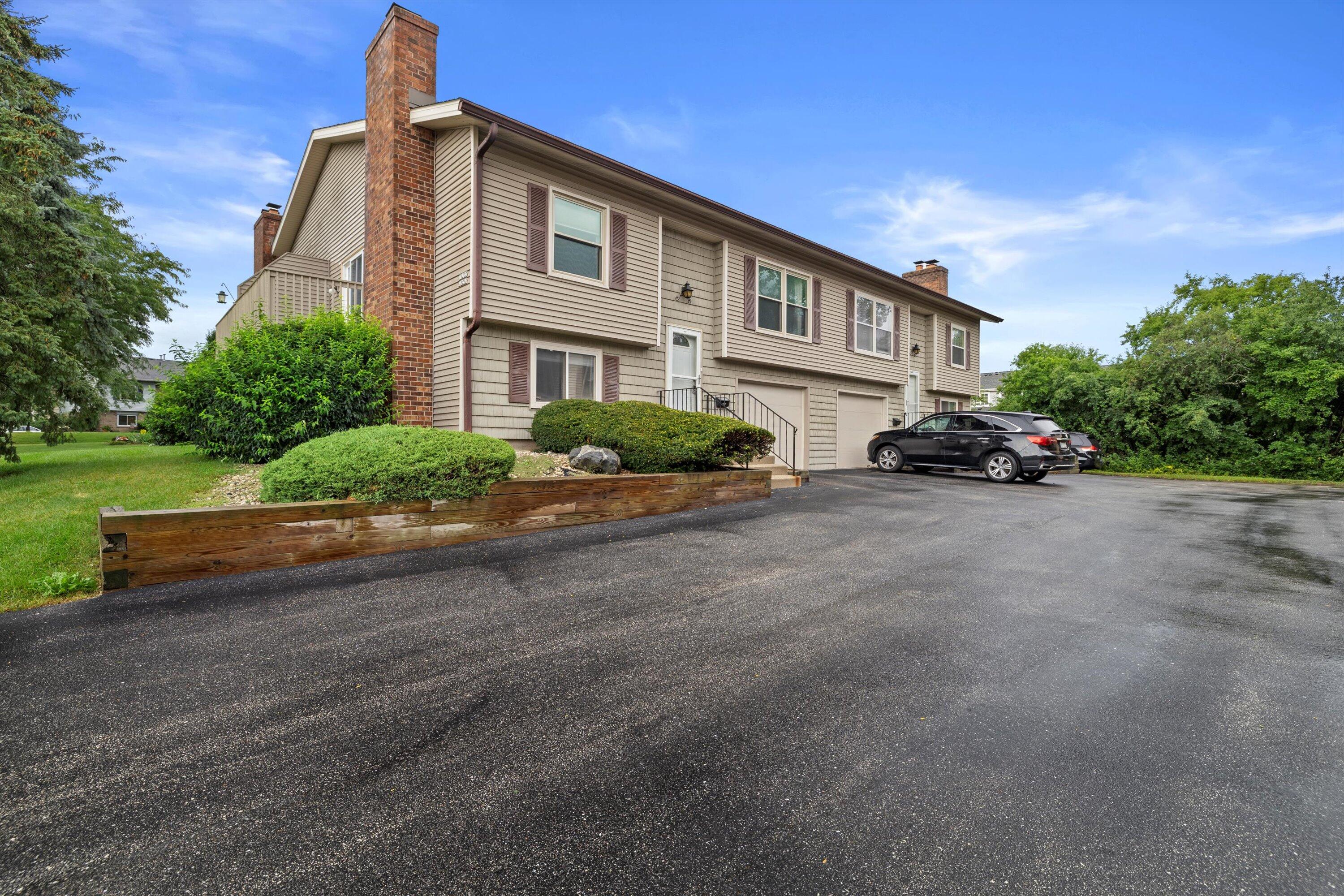 10230 W Parkedge Cir