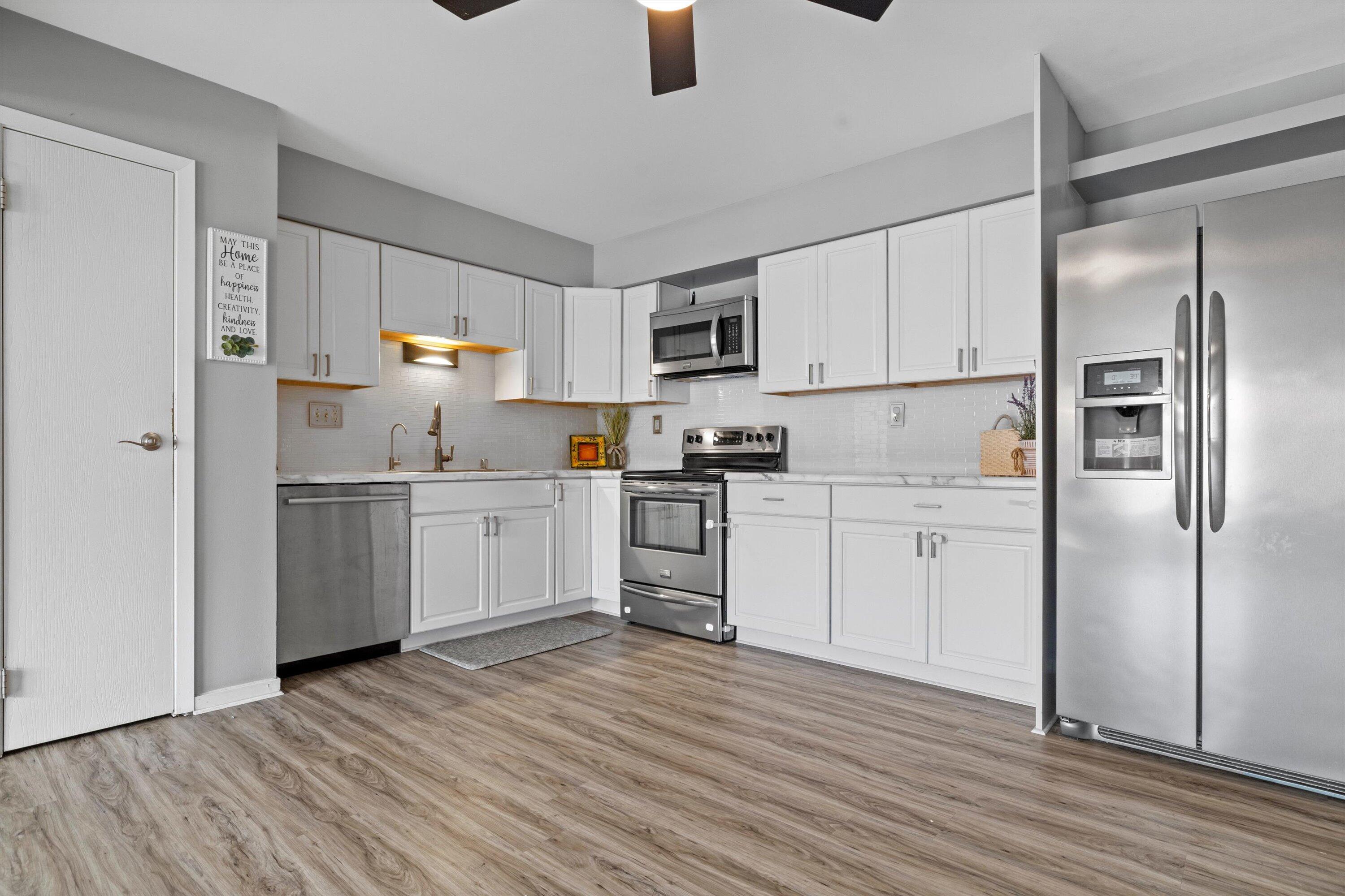 10230 W Parkedge Cir