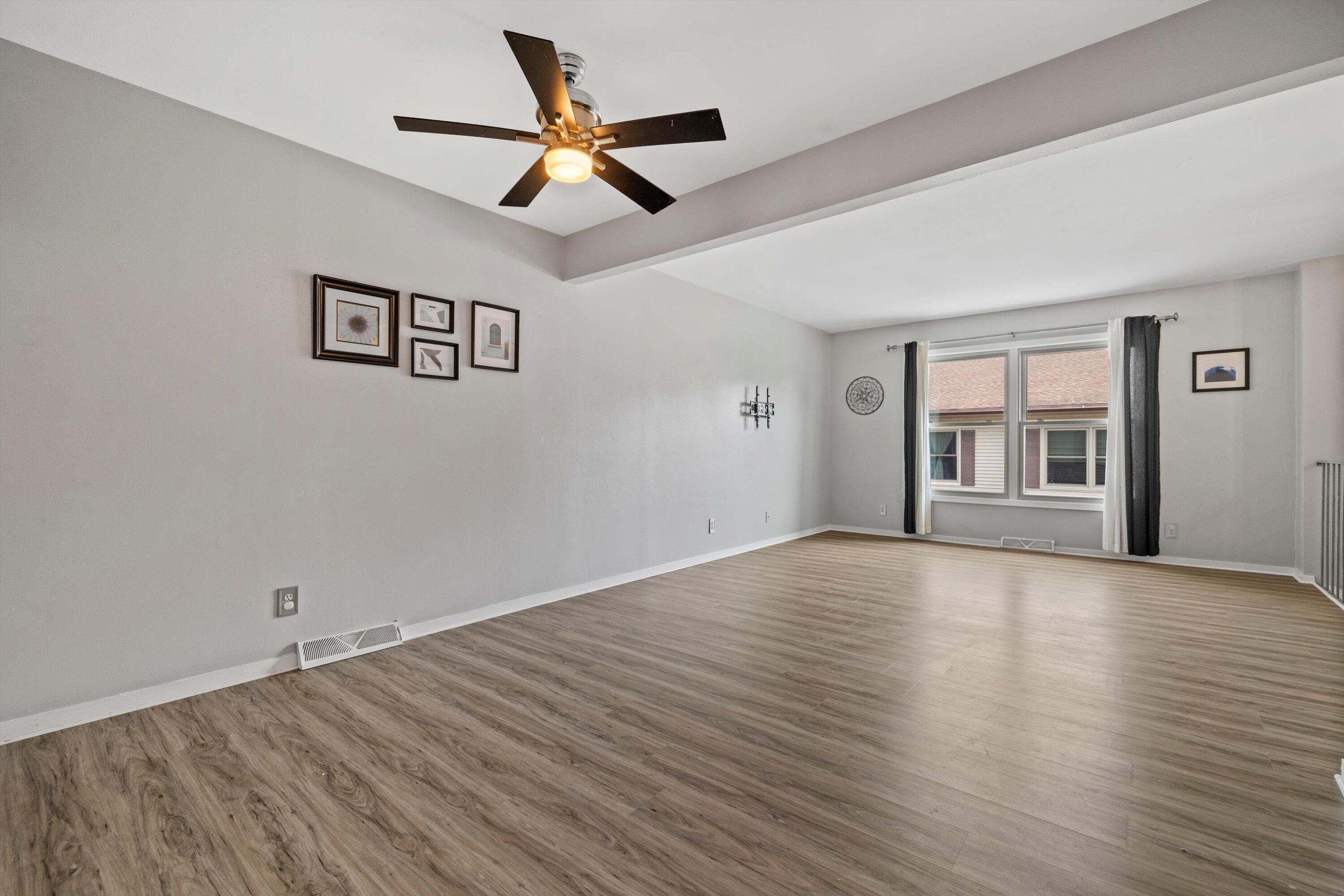 10230 W Parkedge Cir