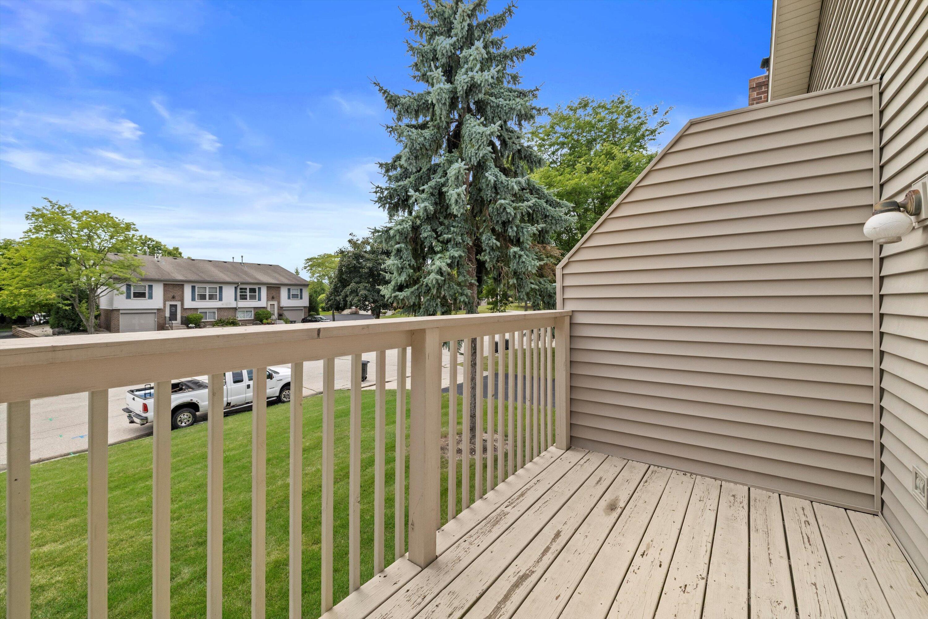 10230 W Parkedge Cir