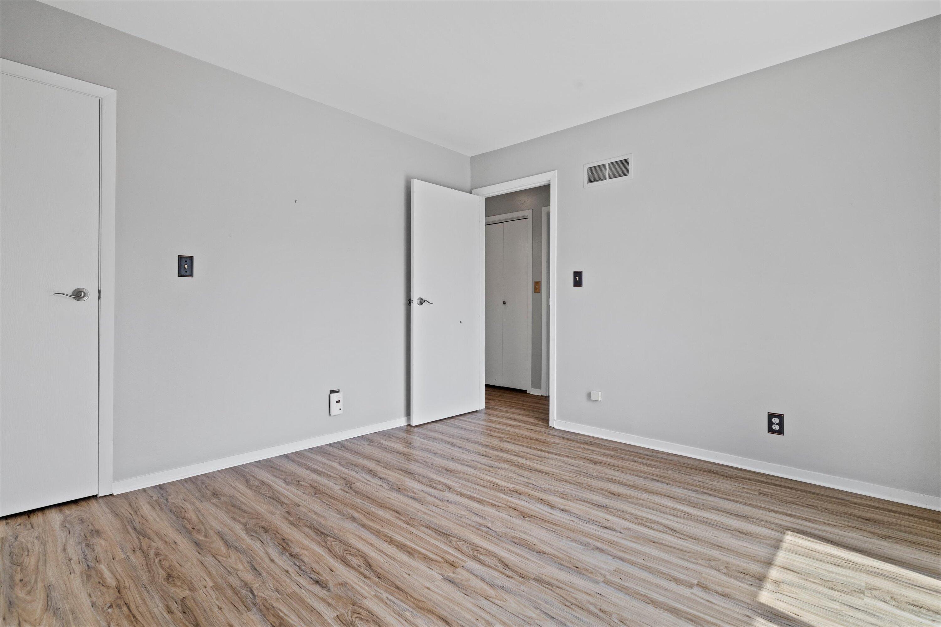 10230 W Parkedge Cir