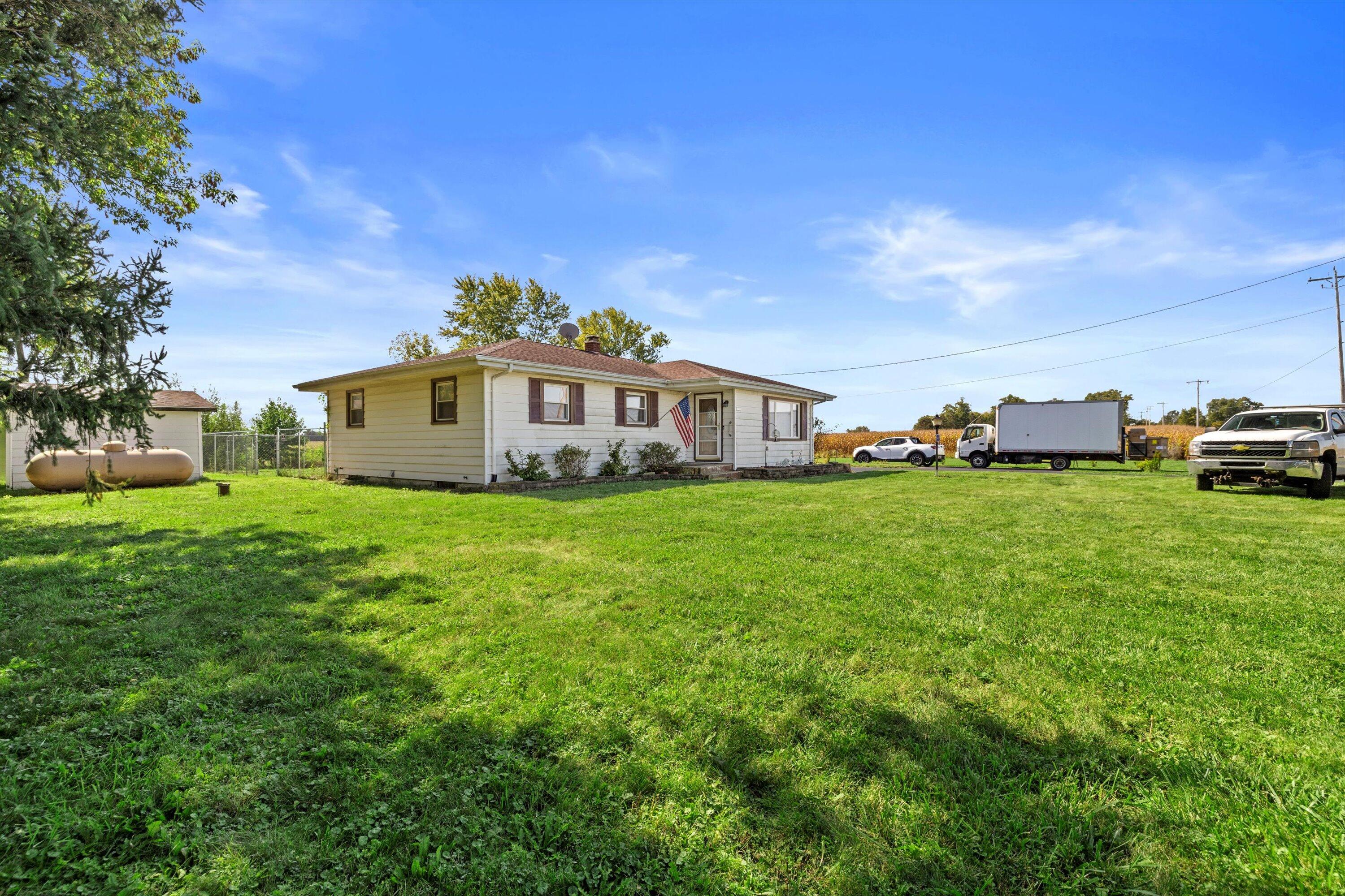 11905 Golf Rd