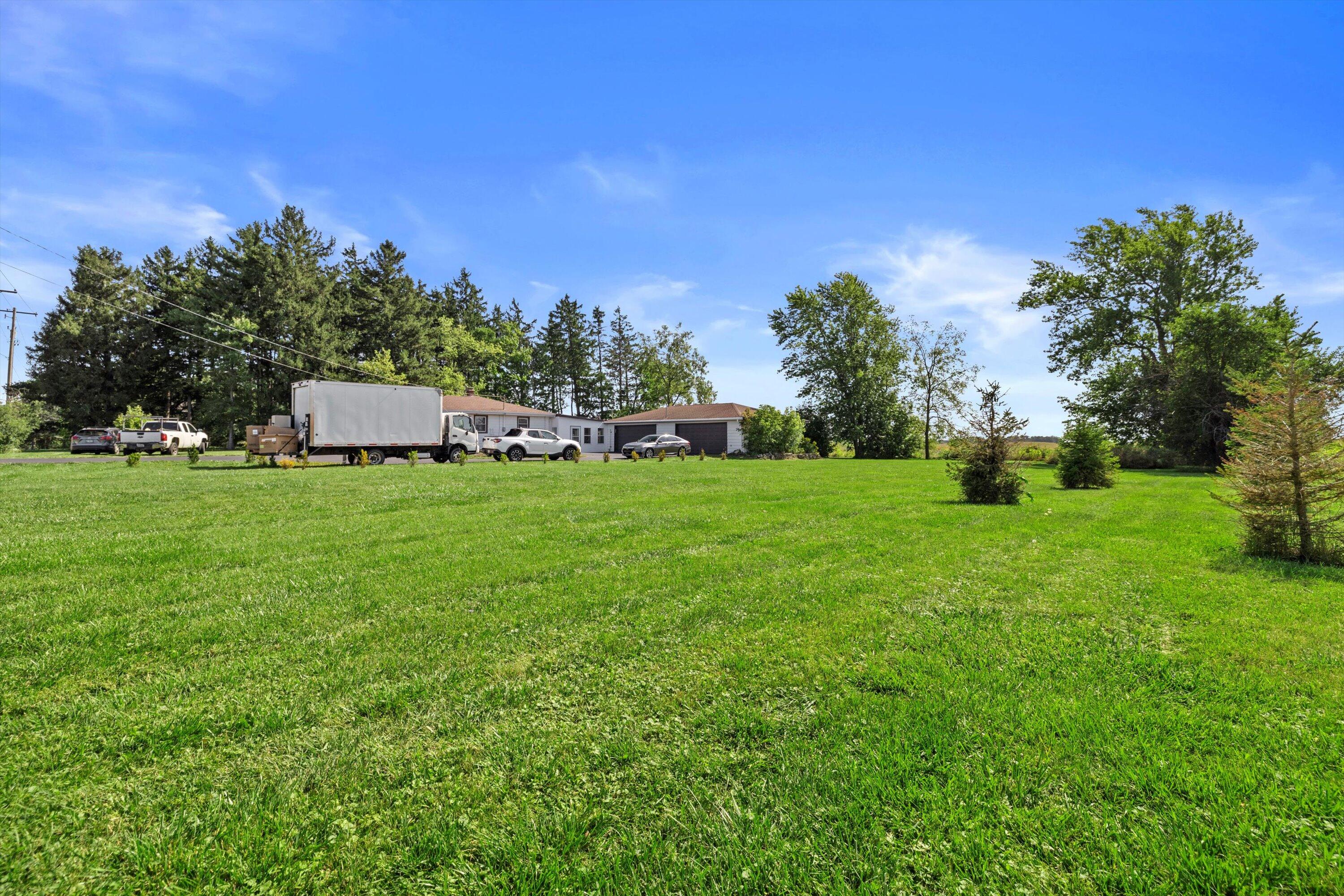 11905 Golf Rd