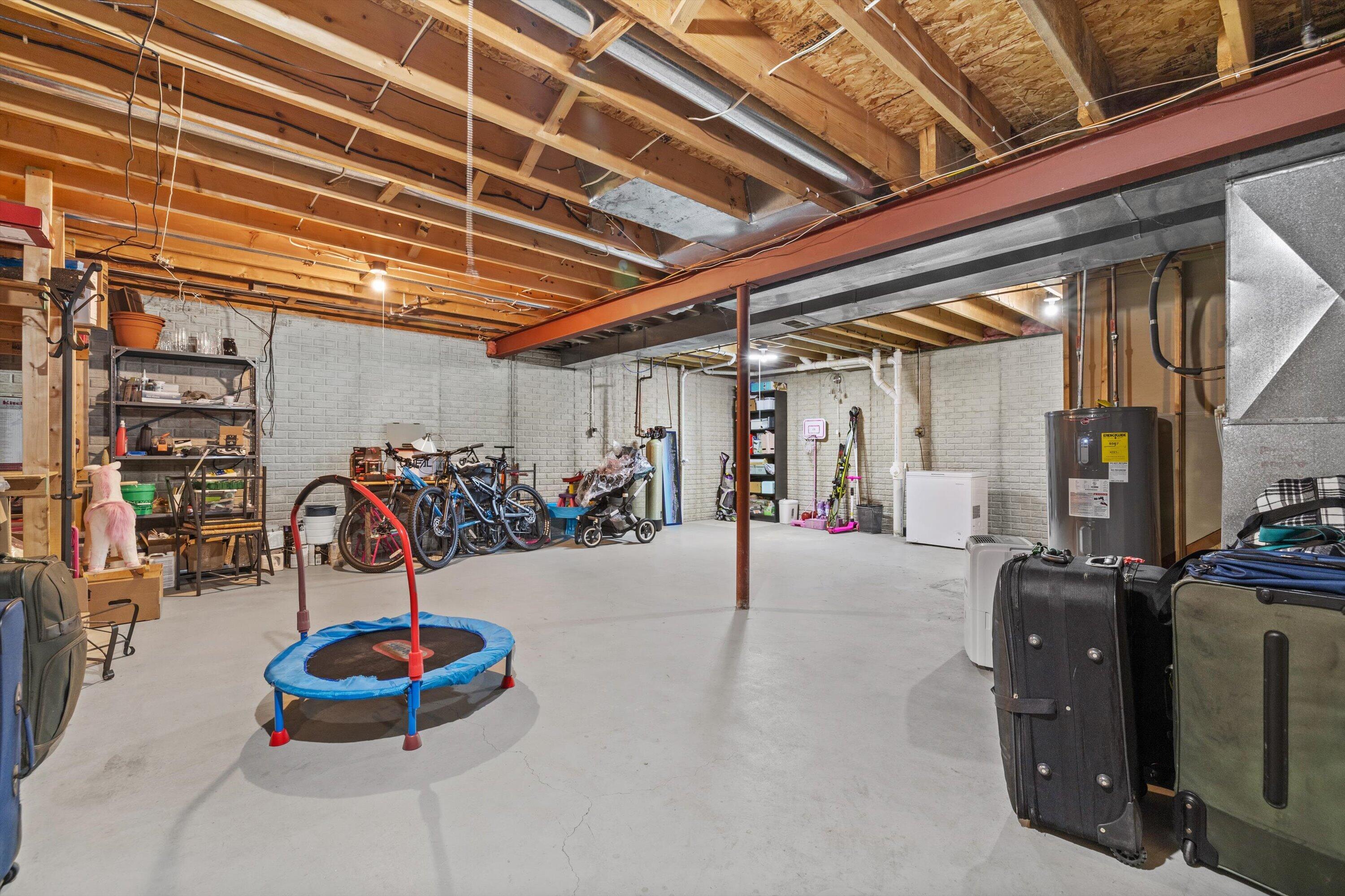 N34W23866 Grace Ave Unit: A