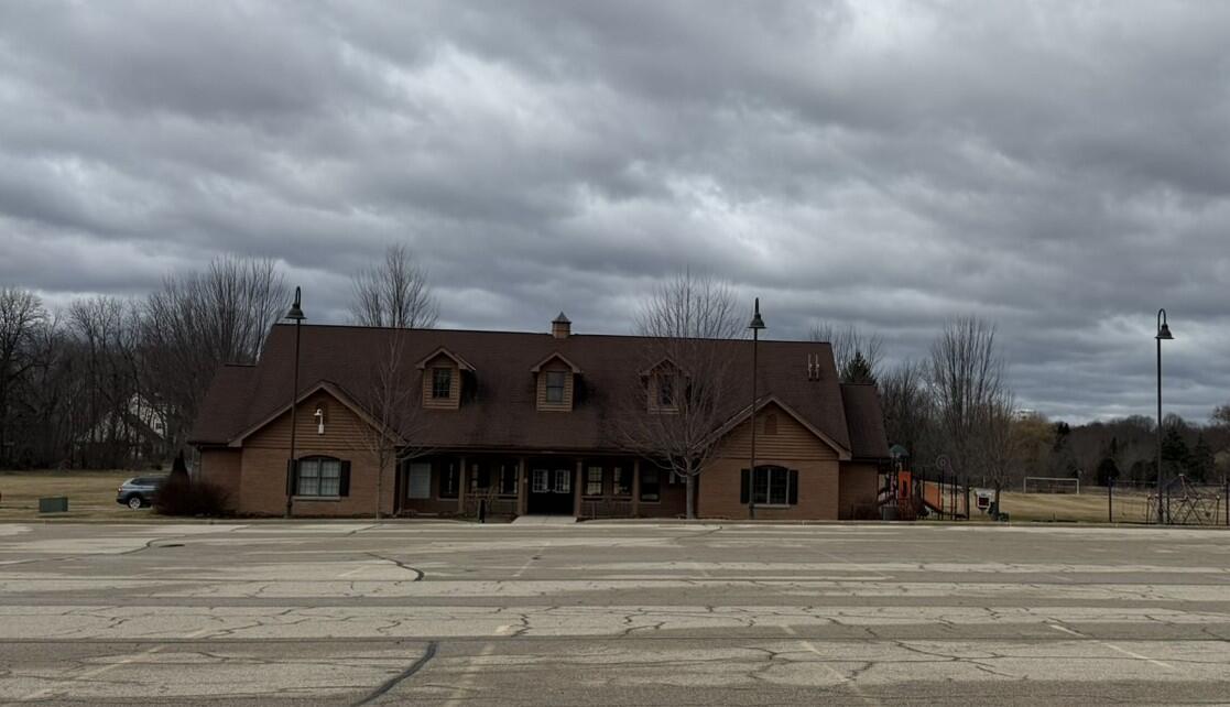 N34W23866 Grace Ave Unit: A