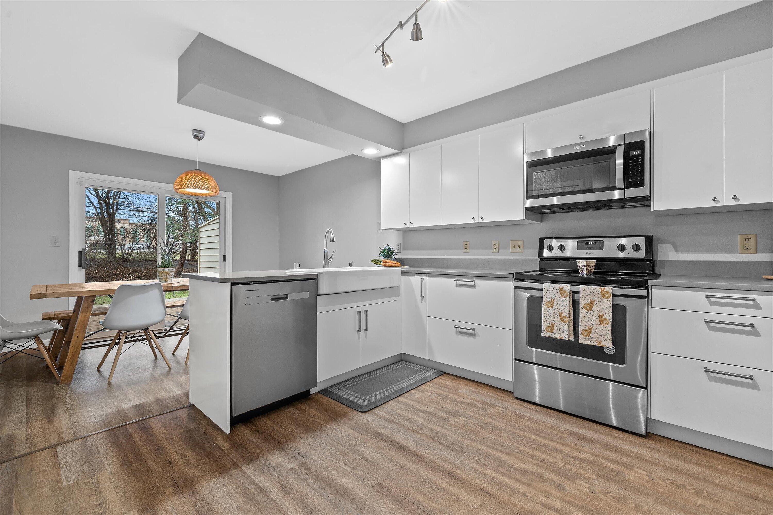 N34W23866 Grace Ave Unit: A