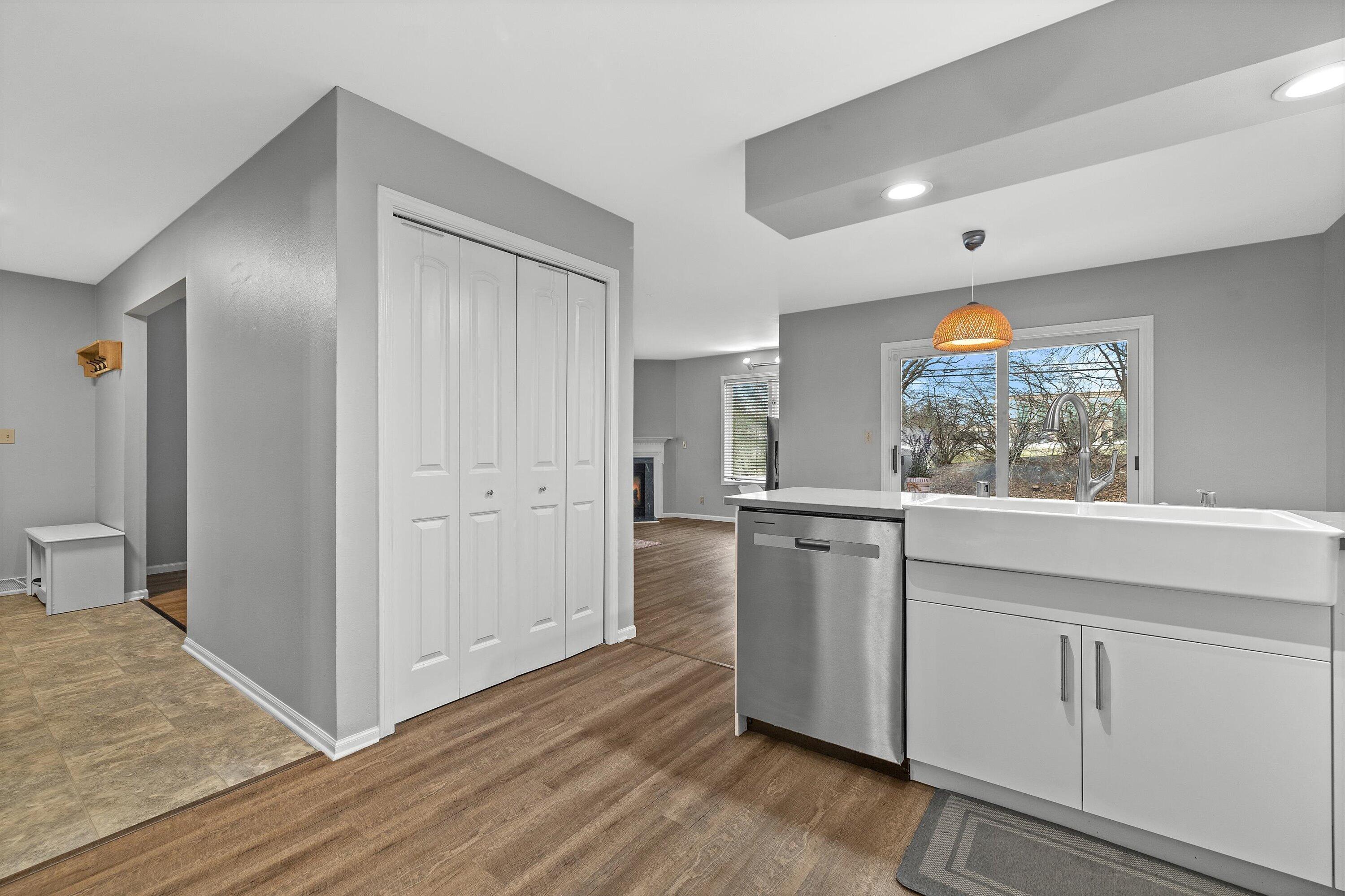 N34W23866 Grace Ave Unit: A