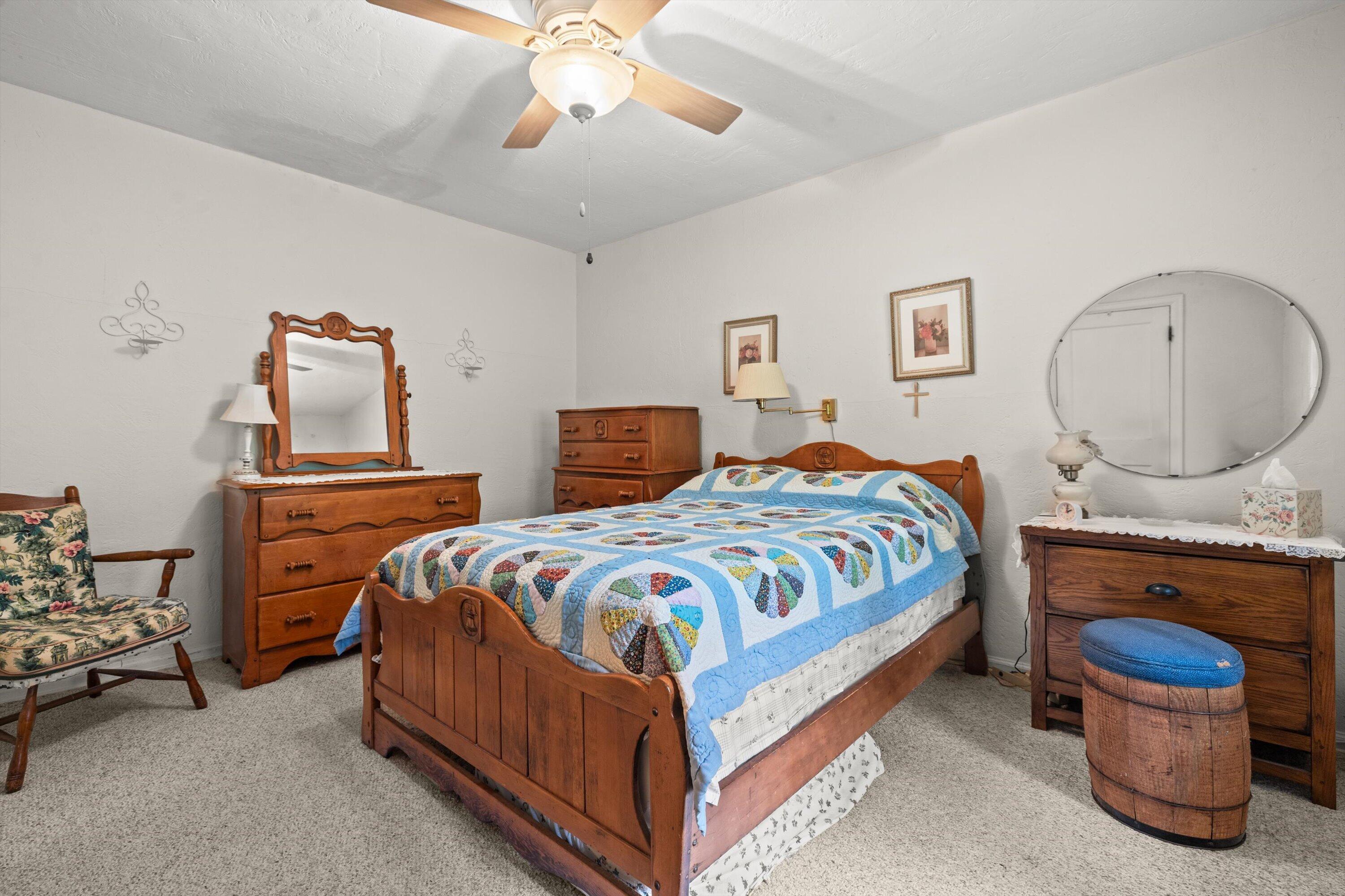 408 Valley Rd