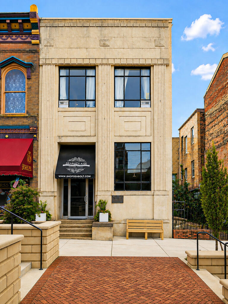 111 Court Street