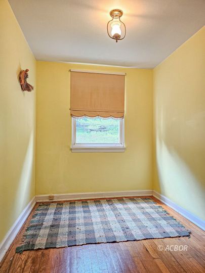 410 Hedgewood Dr.