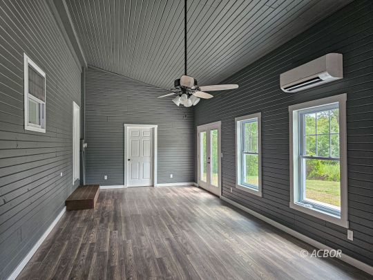 204 Sisson Road