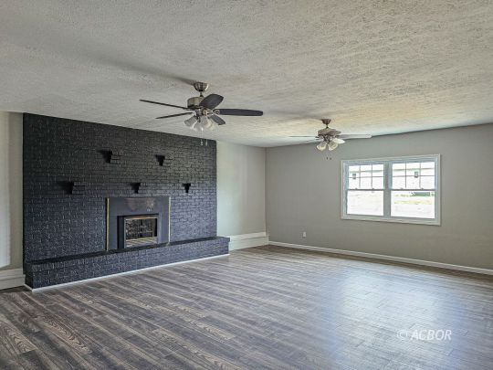 204 Sisson Road