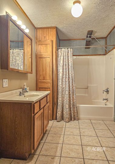 562 Gabriel Rd.