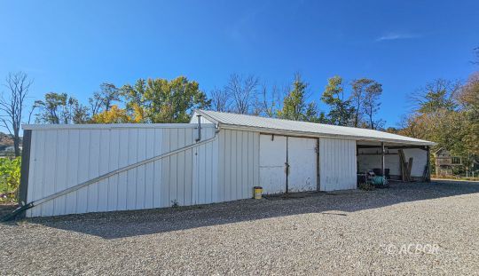 154 Lincoln Pike