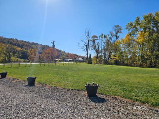 154 Lincoln Pike