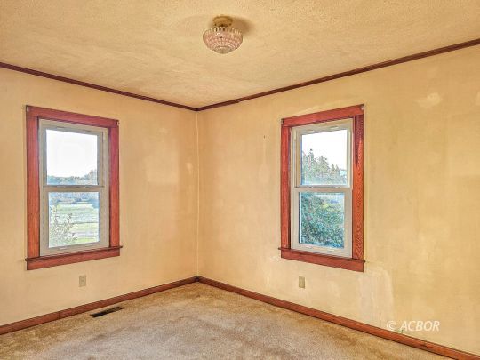 112 Burnett Extension