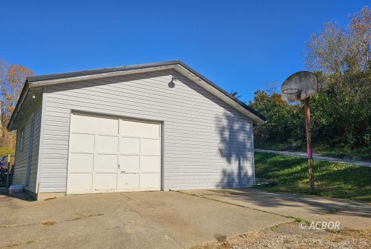 3206 Georges Creek Rd.
