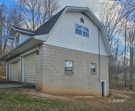 1294 Kemper Hollow