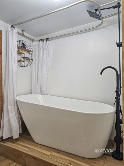 1294 Kemper Hollow