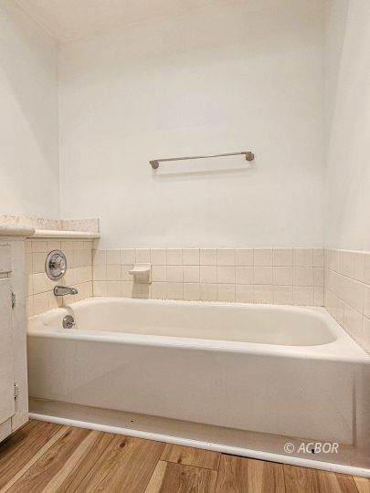 1294 Kemper Hollow