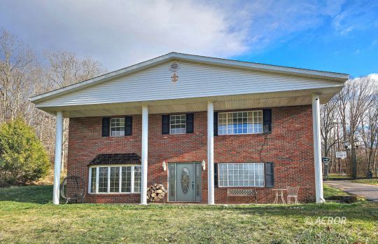 1294 Kemper Hollow