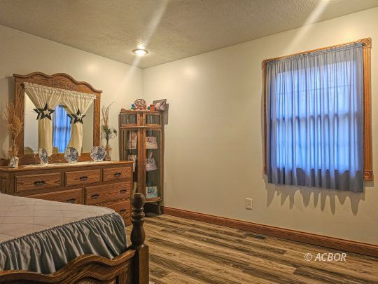 34170 Martindill Rd.