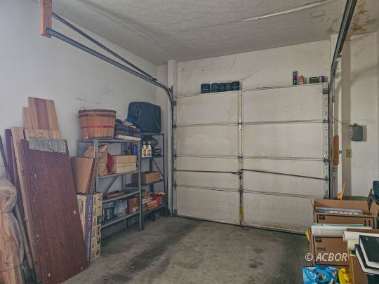 174 Sanders Dr