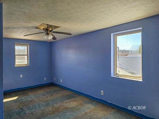 66 Pinecrest Dr.