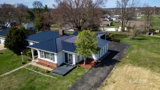 226 Ralph St