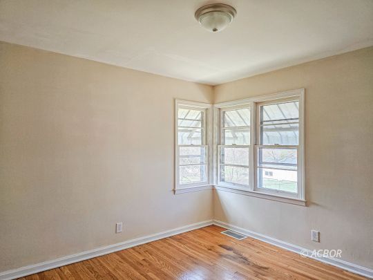 226 Ralph St