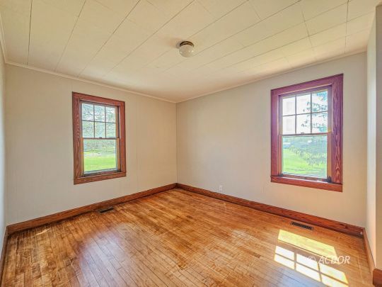 395 Vale Rd.