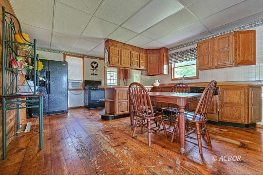 3202 Raccoon Rd.
