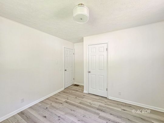 23223 State Route 7