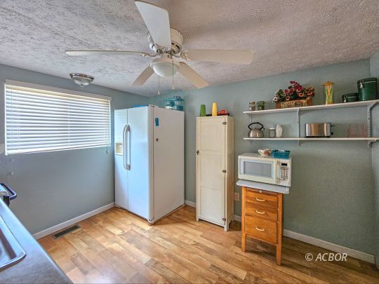 3391 Henson