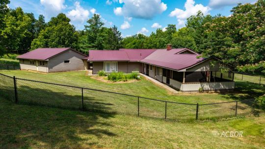 107 Buhl Morton Rd