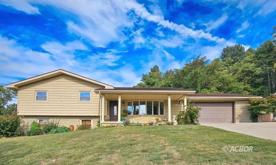 182 Brentwood Dr