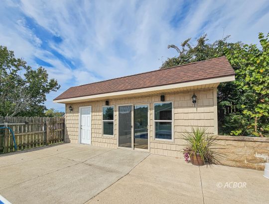 182 Brentwood Dr