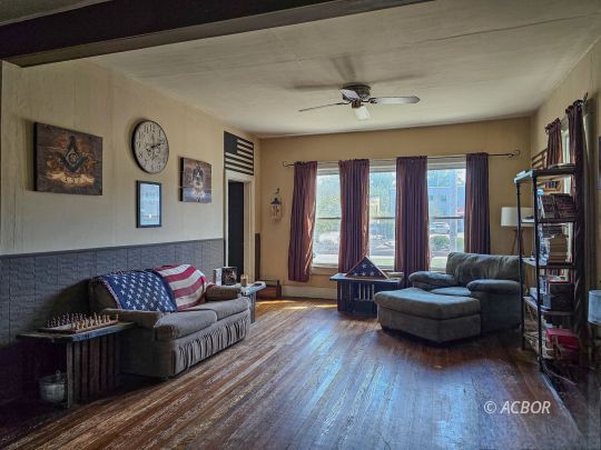 334 Third Ave