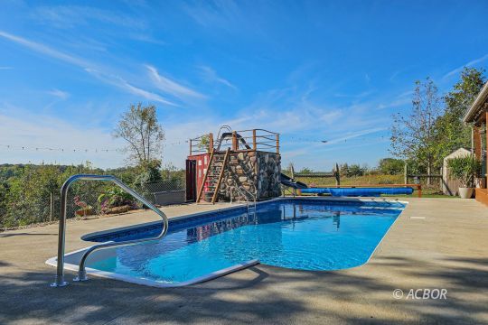 1176 Tick Ridge Rd