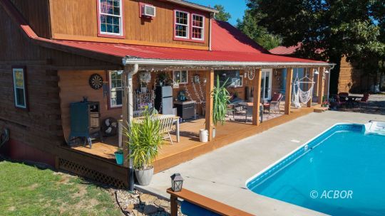 1176 Tick Ridge Rd