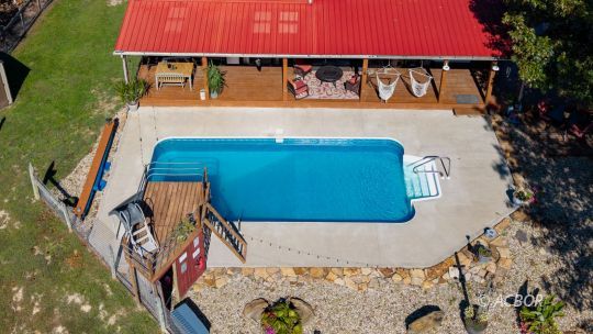 1176 Tick Ridge Rd