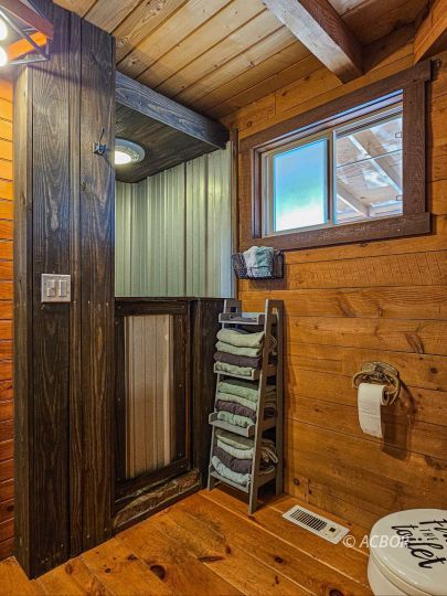 1176 Tick Ridge Rd