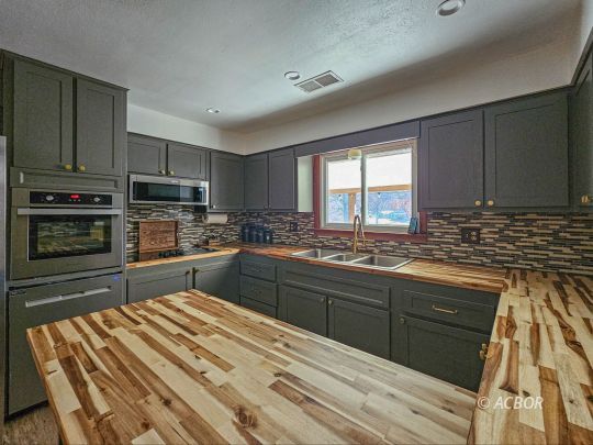 370 Mercerville Rd.