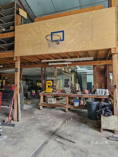 3028 Bladen Road