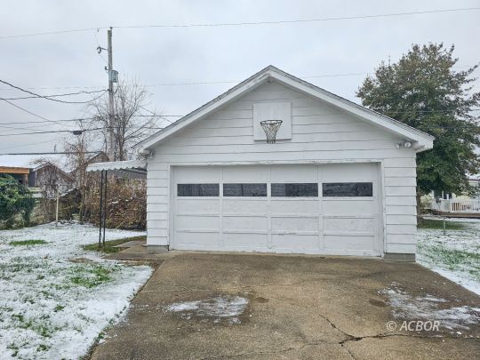 103 Bastiani Dr