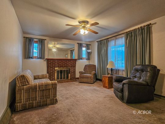 103 Bastiani Dr