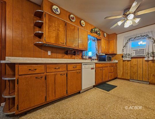 103 Bastiani Dr