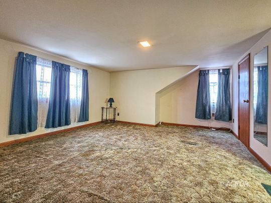 103 Bastiani Dr