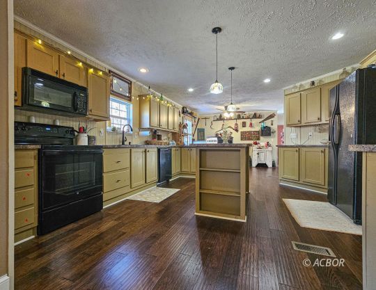 728 Graham School Road