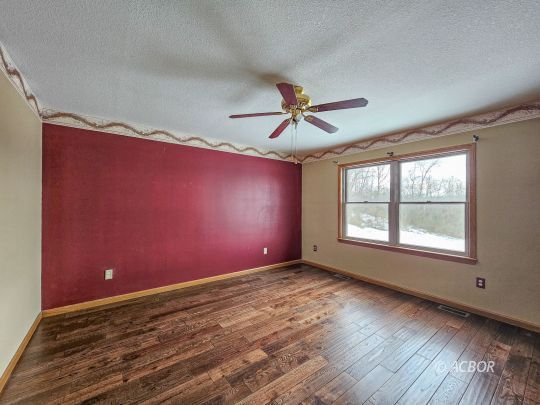 114 Oliver Rd.